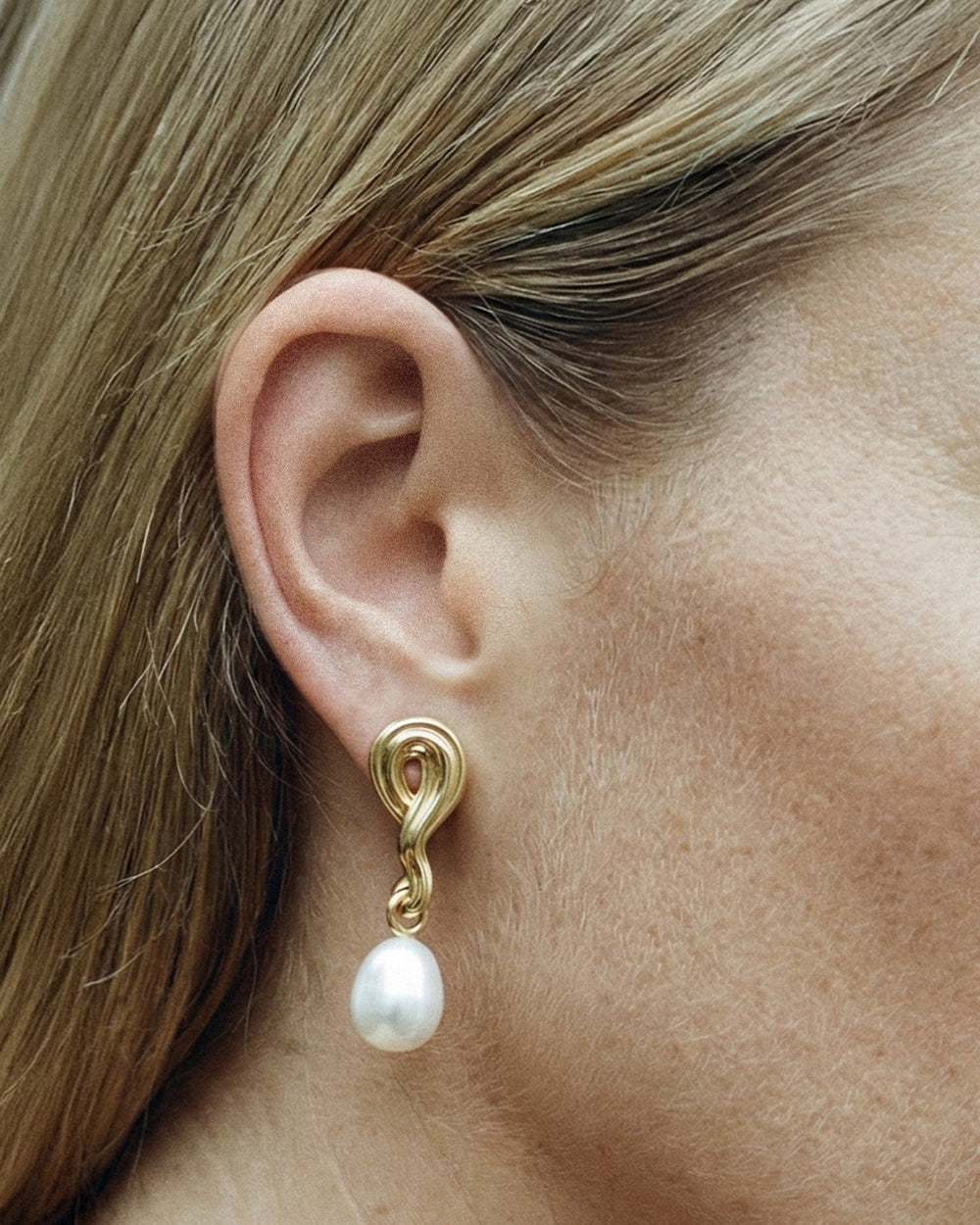 Sculpture and Balance: Uncovering the Design Behind our Debut Jewellery Collection