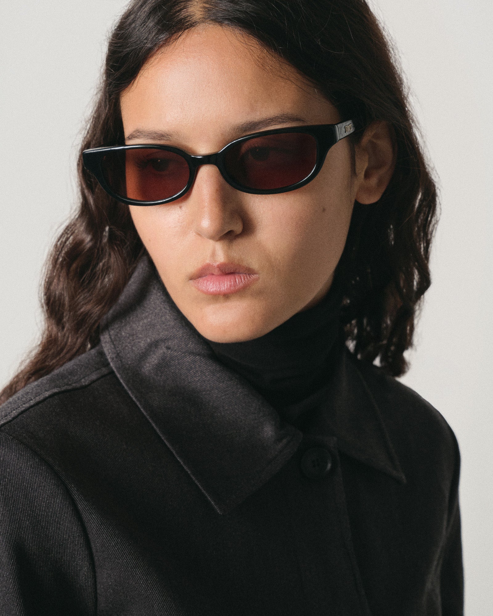 小物 Romi Black Sunglasses / dmy studios Romi Black Sunglasses — DMY Studios
