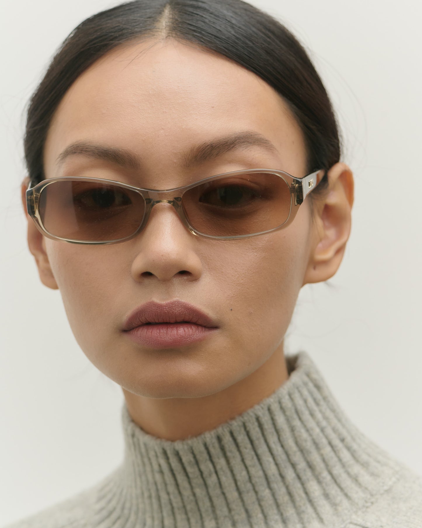 Juno Transparent Oyster Sunglasses