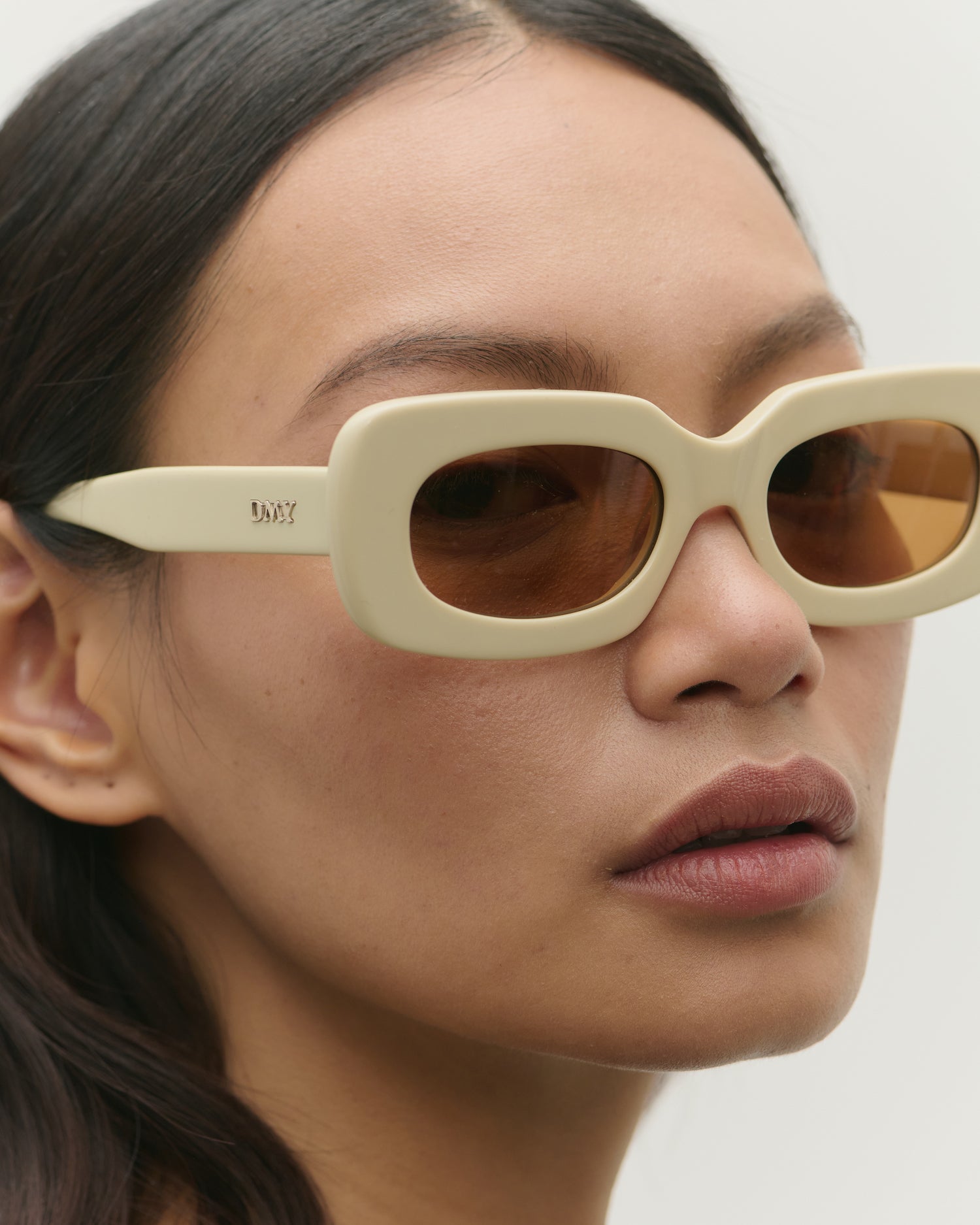 Vivian Ivory Sunglasses