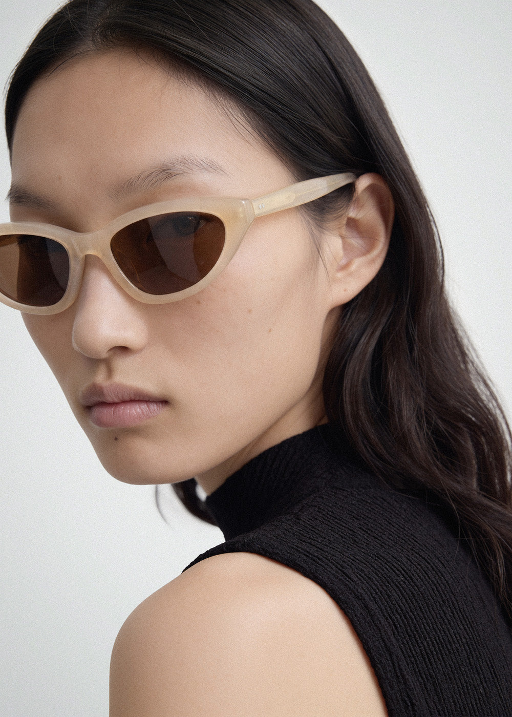Vesper Milky Beige Cat-Eye Sunglasses