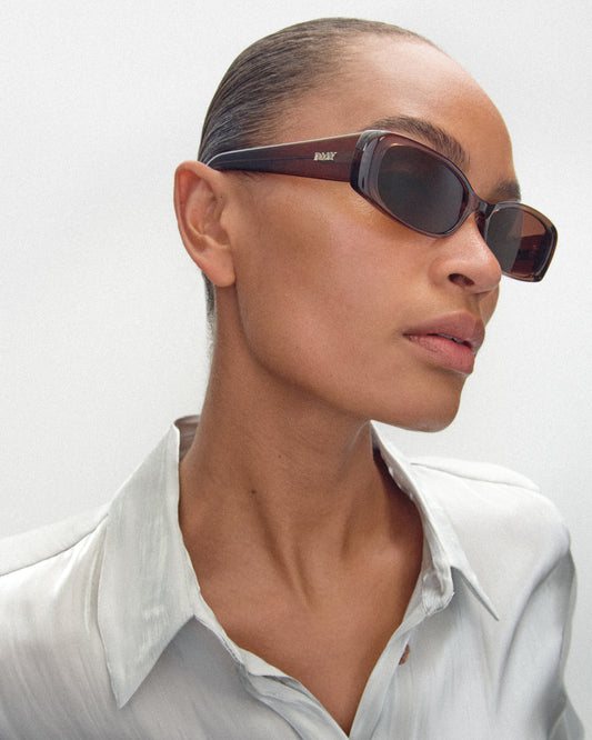 Billy Transparent Brown Sunglasses